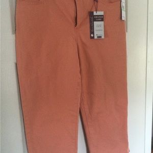 Liz Claiborne crop pants